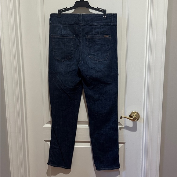 WHBM Extra High Rise Straight Pintuck Leg Medium Wash Jeans Size 8 $120 EUC KL - Picture 11 of 16